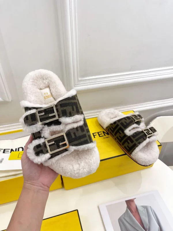 Fendi shoes - Replica shoes