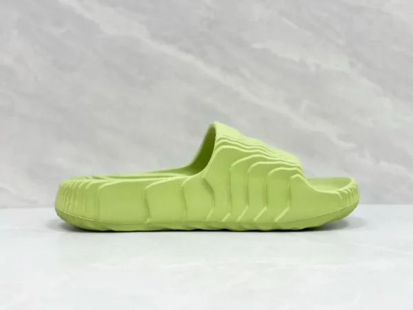 Yeezy shoes - Replica shoes