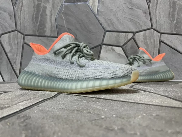 Yeezy shoes - Replica shoes