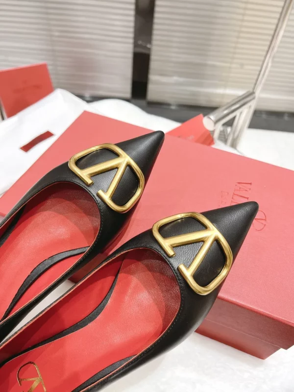 Valentino shoes - rep shoes