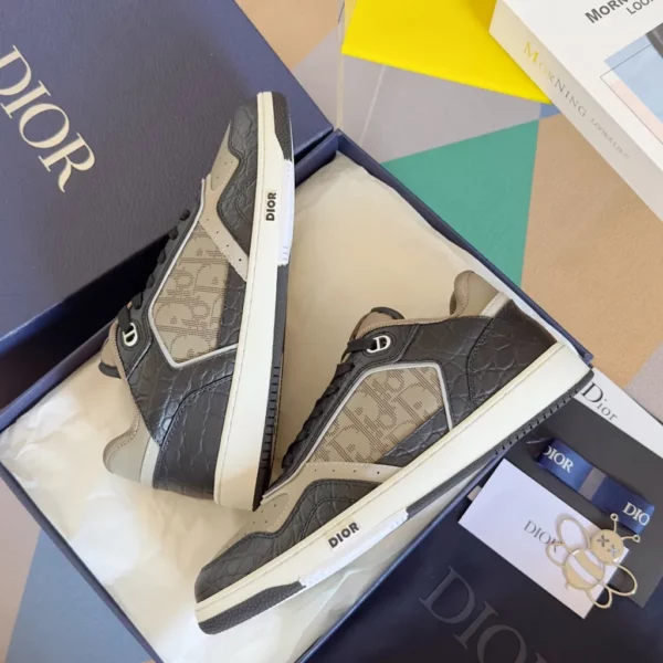 Dior shoes - Reps shoes