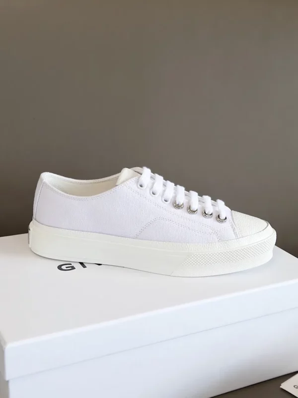 Givenchy shoes - Reps shoes