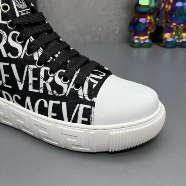 Versace shoes - Replica shoes