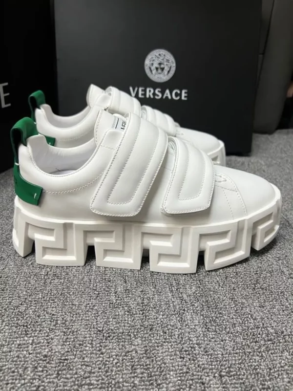 Versace shoes - Replica shoes