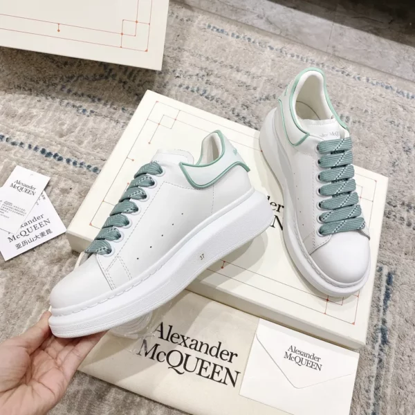 Alexander MCQueen shoes - Reps shoes