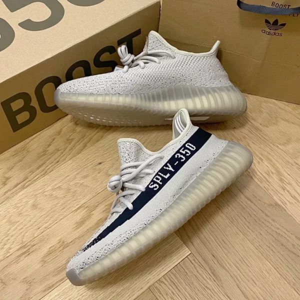 Yeezy shoes - rep shoes