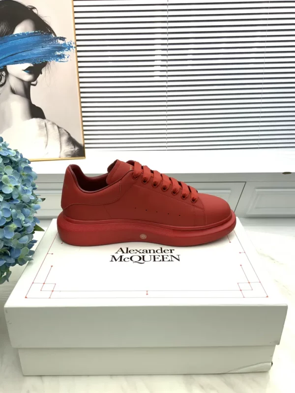 Alexander MCQueen shoes - rep shoes