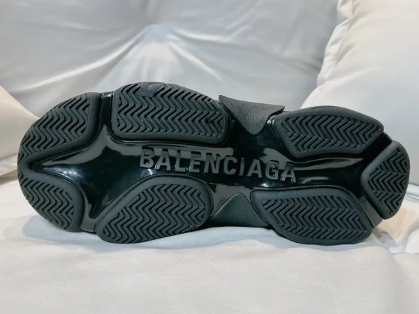 Balenciaga shoes - Replica shoes