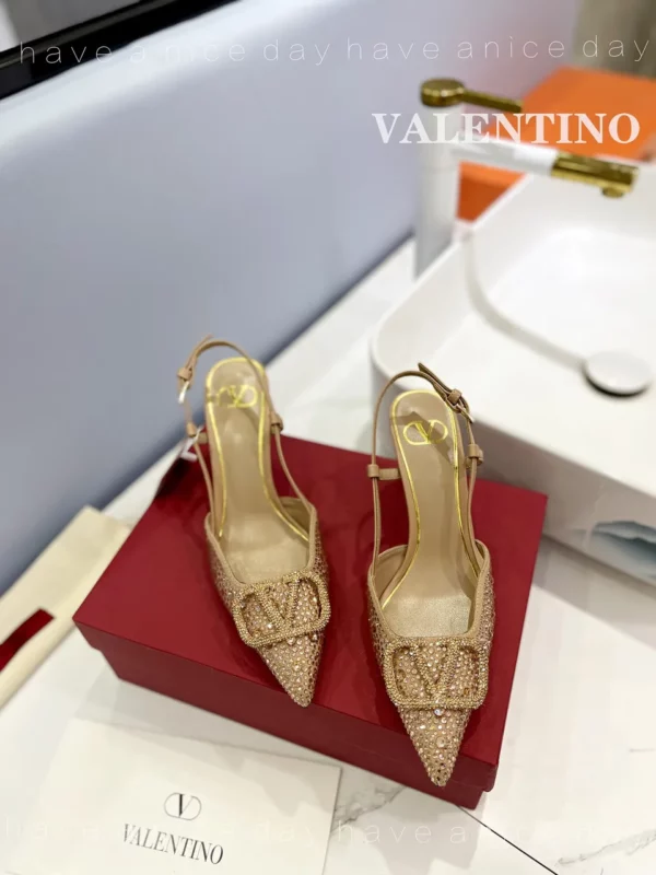 Valentino shoes - Replica shoes