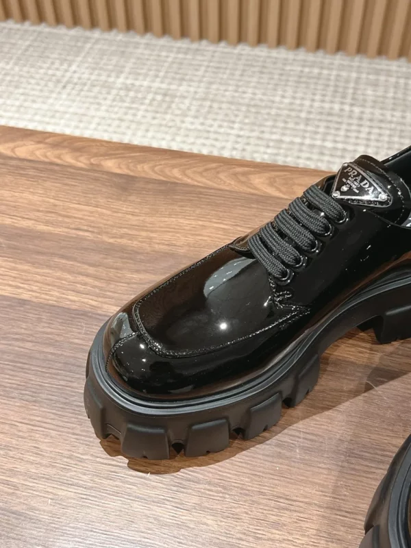 Prada shoes - Replica shoes