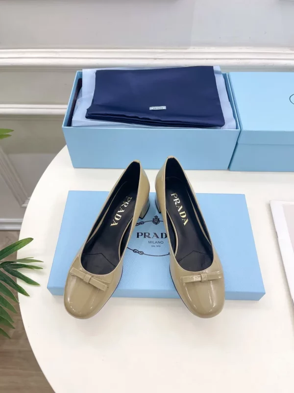 Prada shoes - Replica shoes