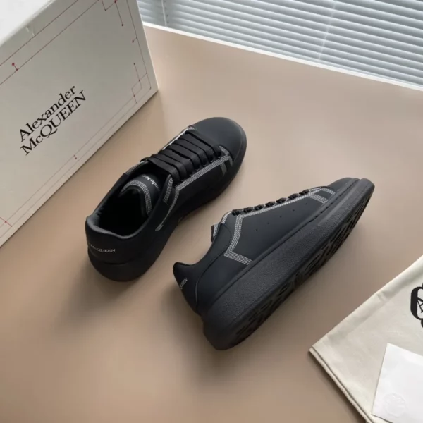 Alexander MCQueen shoes - Reps shoes