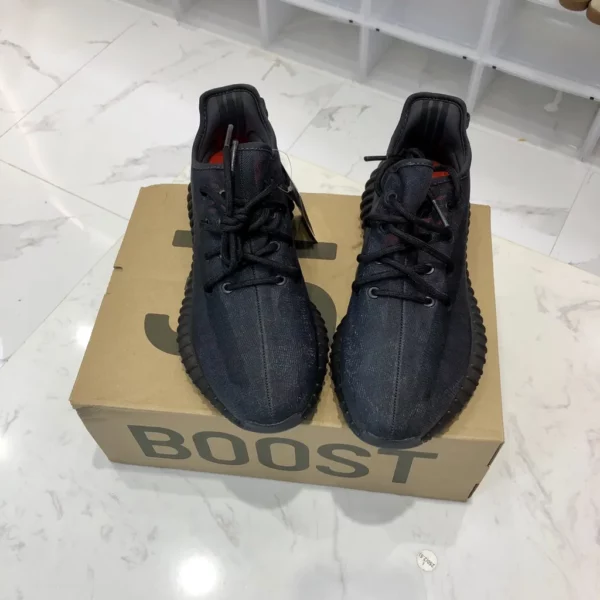 Yeezy shoes - rep shoes