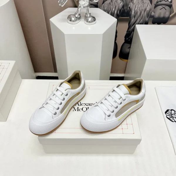 Alexander MCQueen shoes - Replica shoes