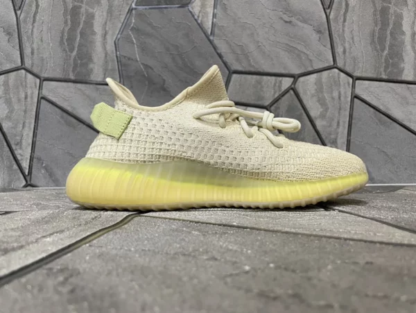 Yeezy shoes - Replica shoes