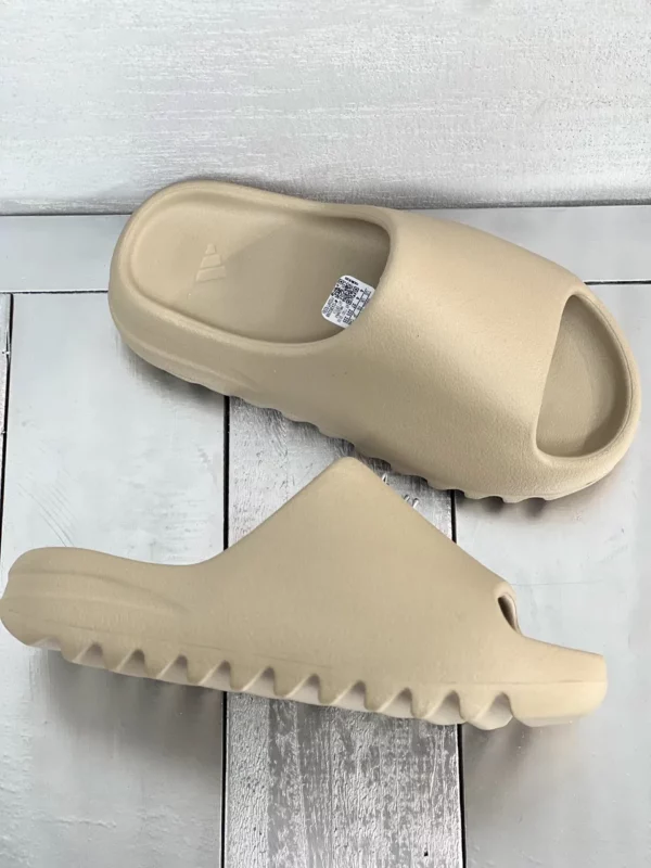 Yeezy shoes - rep shoes