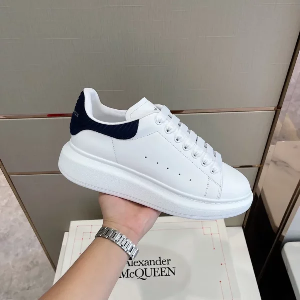 Alexander MCQueen shoes - rep shoes