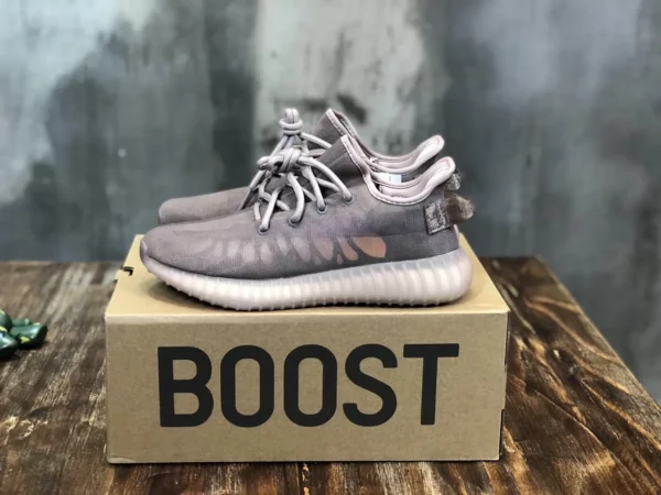 Yeezy shoes - rep shoes