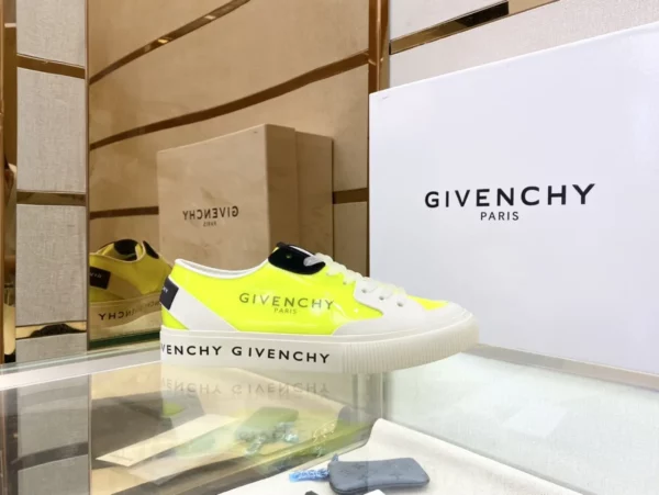 Givenchy shoes - rep shoes