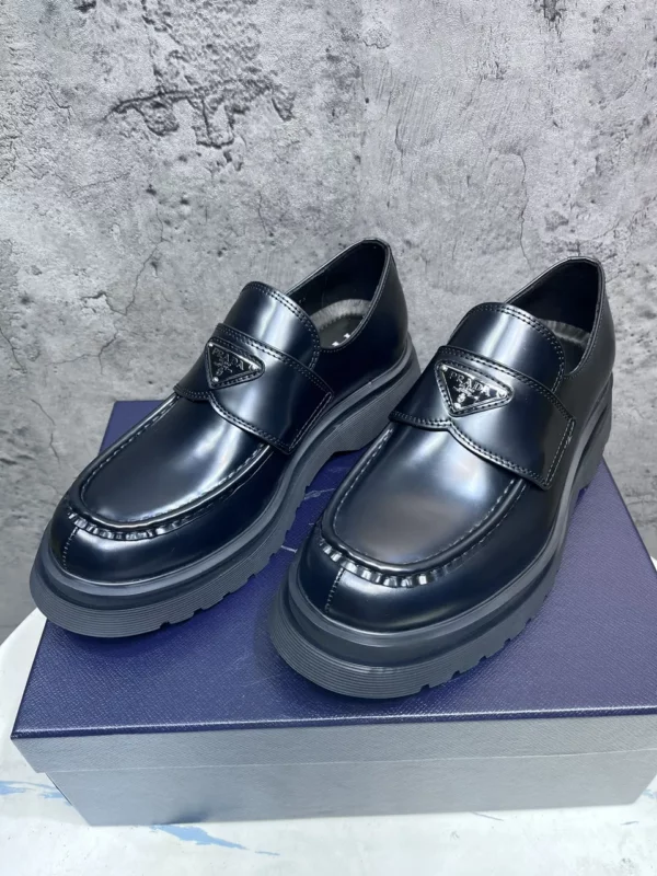 Prada shoes - Replica shoes