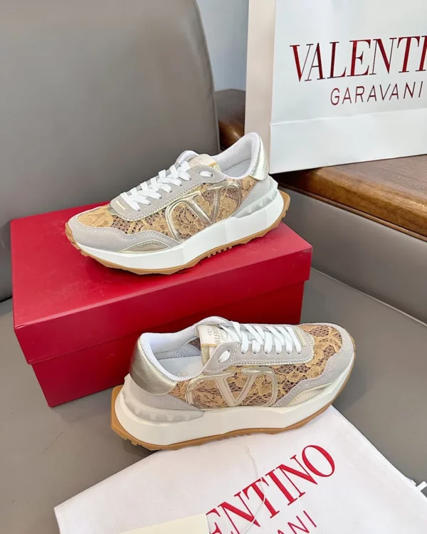 Valentino shoes - Reps shoes