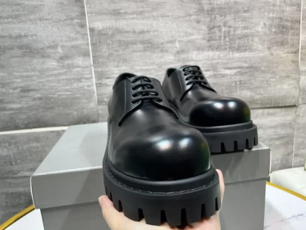 Balenciaga shoes - Replica shoes