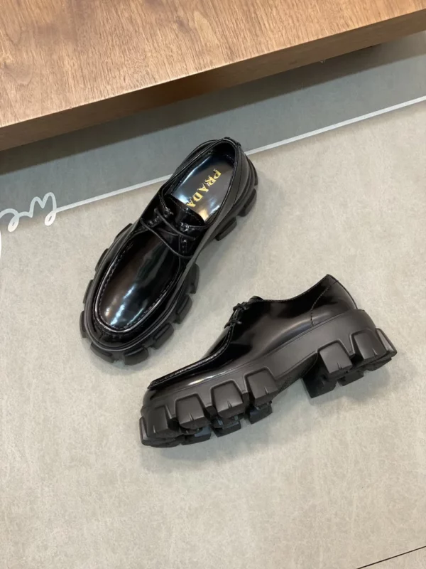 Prada shoes - Replica shoes