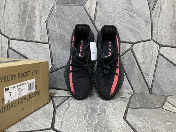 Yeezy shoes - rep shoes