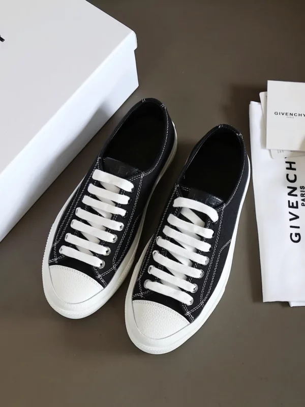 Givenchy shoes - Replica shoes