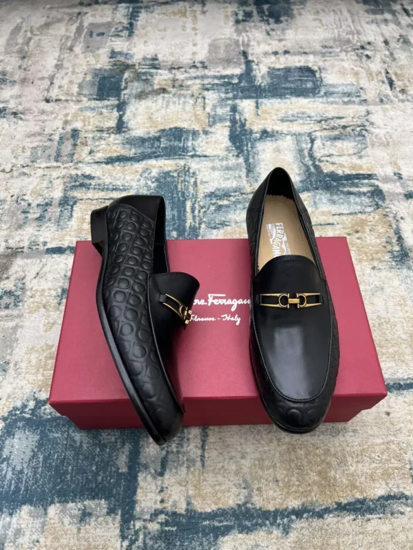 Ferragamo shoes - rep shoes