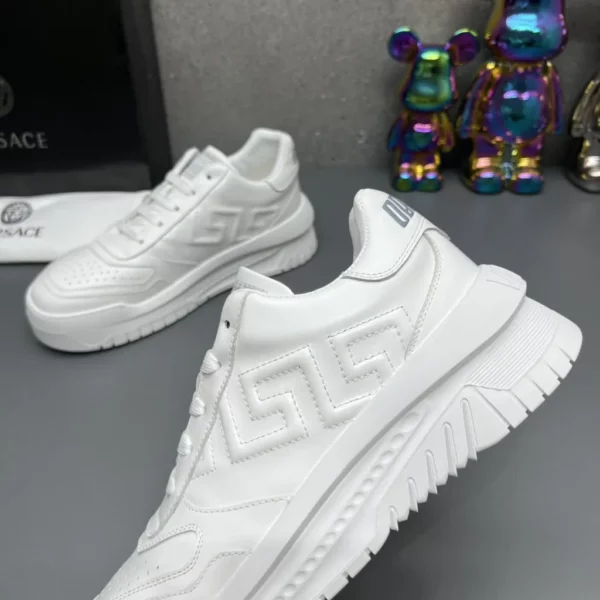 Versace shoes - Replica shoes