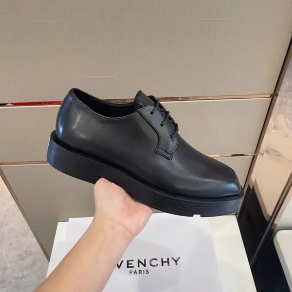 Givenchy shoes - Reps shoes