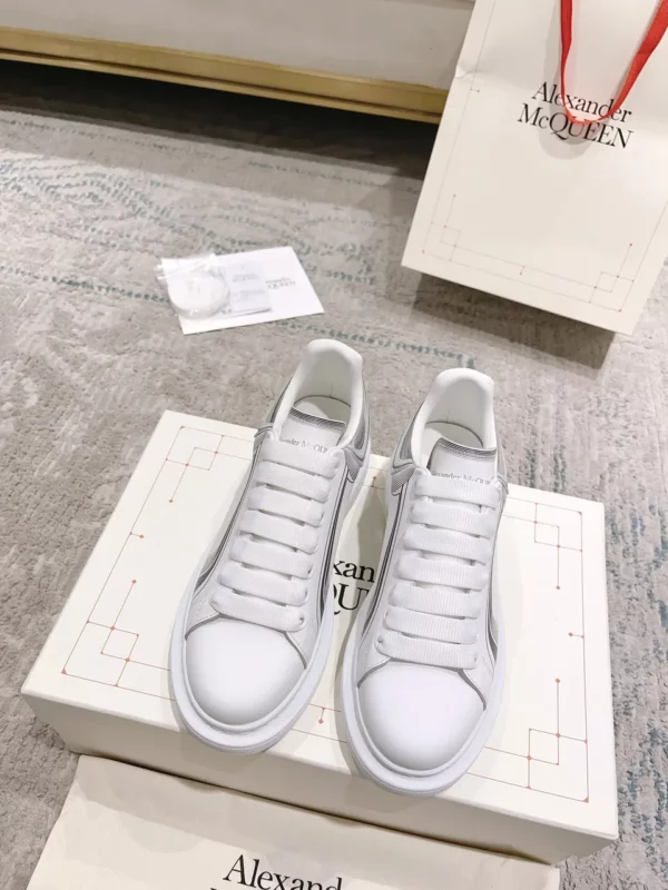 Alexander MCQueen shoes - Replica shoes