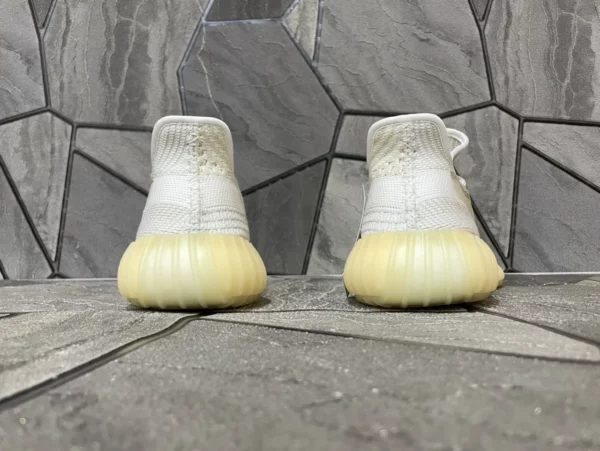 Yeezy shoes - Replica shoes