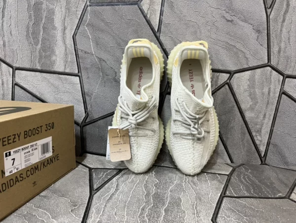 Yeezy shoes - Reps shoes