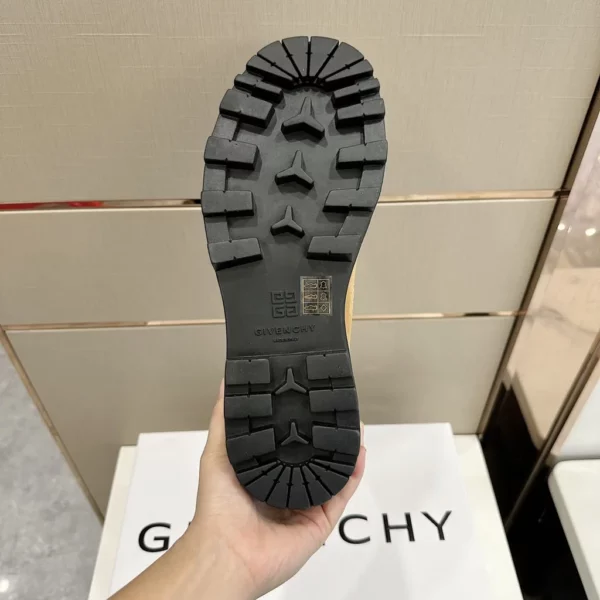 Givenchy shoes - rep shoes