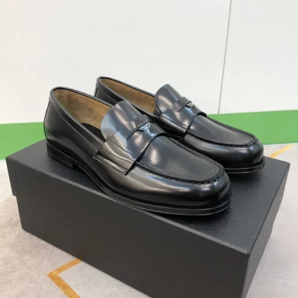 Prada shoes - Replica shoes