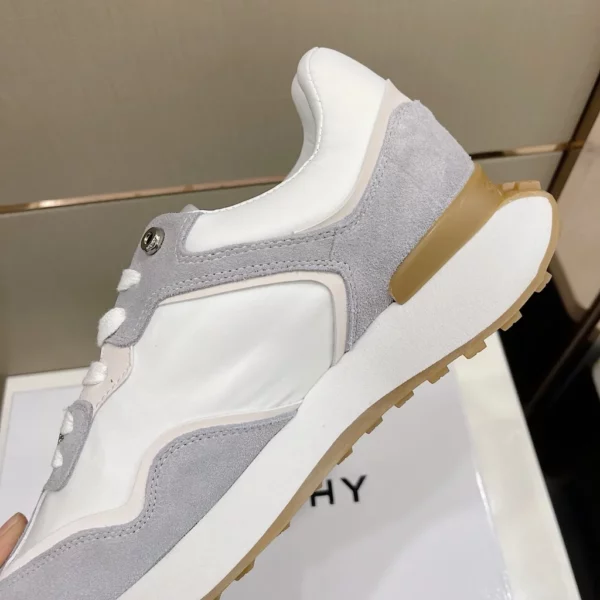 Givenchy shoes - rep shoes