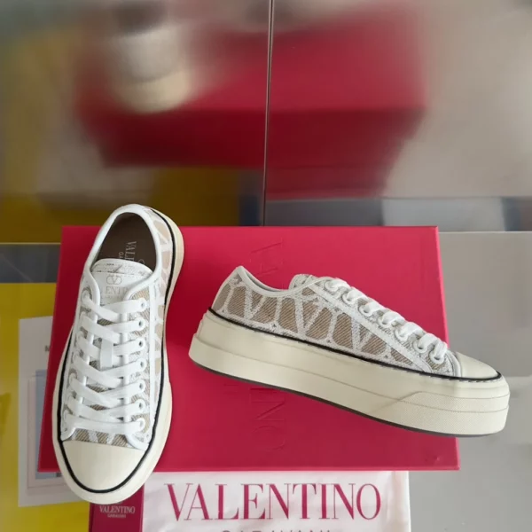 Valentino shoes - rep shoes