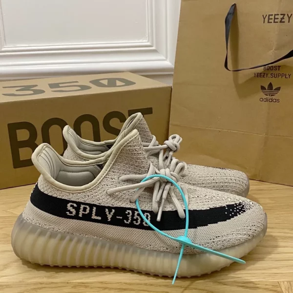 Yeezy shoes - rep shoes