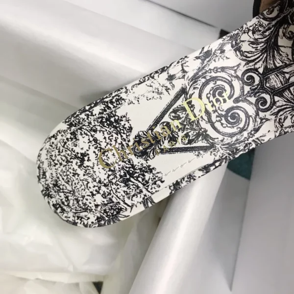 Dior shoes - rep shoes