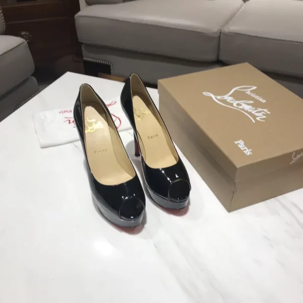 Christian Louboutin shoes - Replica shoes