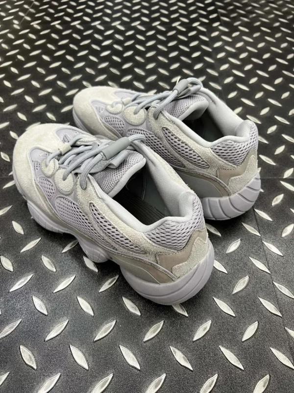 Yeezy shoes - Replica shoes