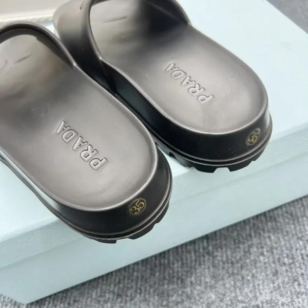 Prada shoes - Replica shoes