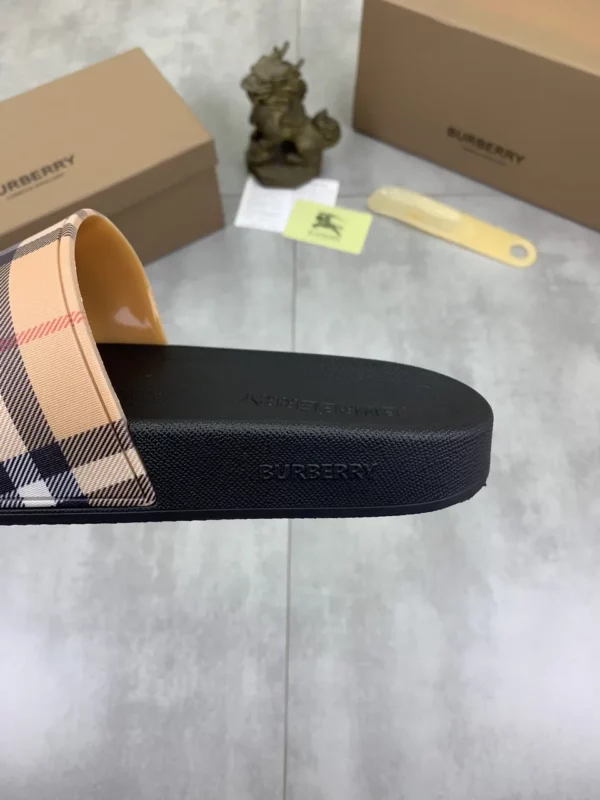 Burberry shoes - rep shoes