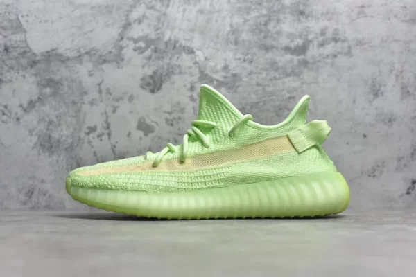 Yeezy shoes - Replica shoes