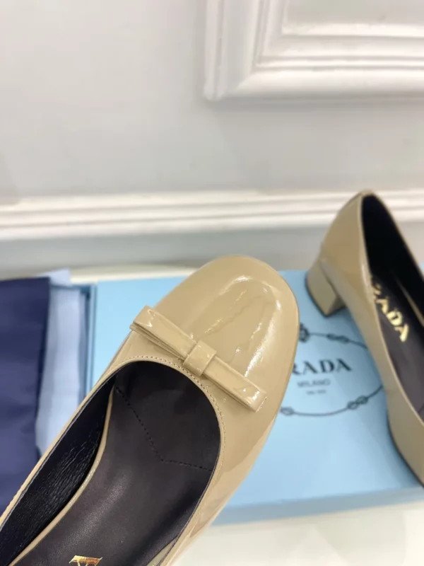 Prada shoes - Replica shoes