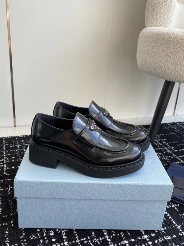 Prada shoes - Replica shoes