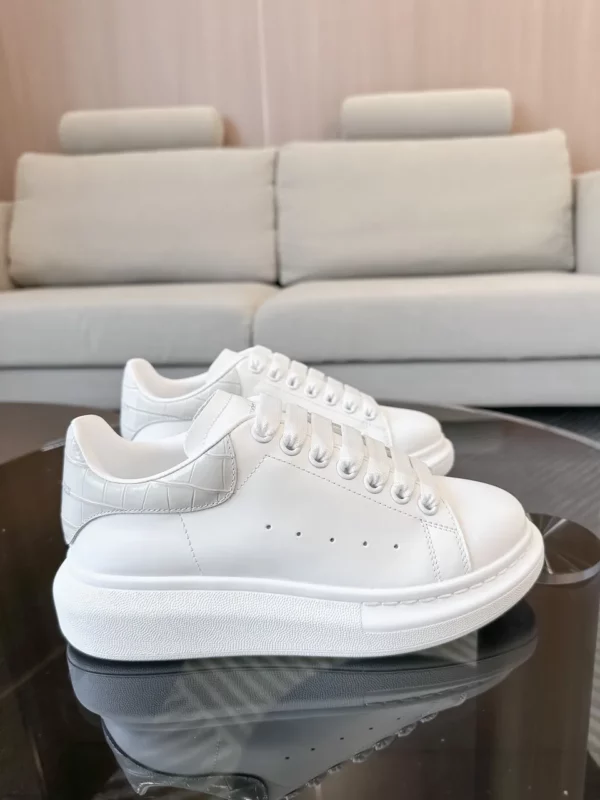 Alexander MCQueen shoes - Reps shoes