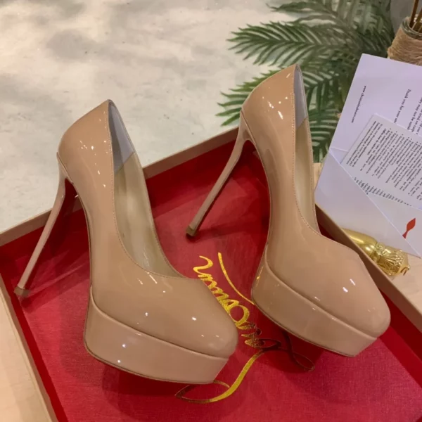 Christian Louboutin shoes - Replica shoes